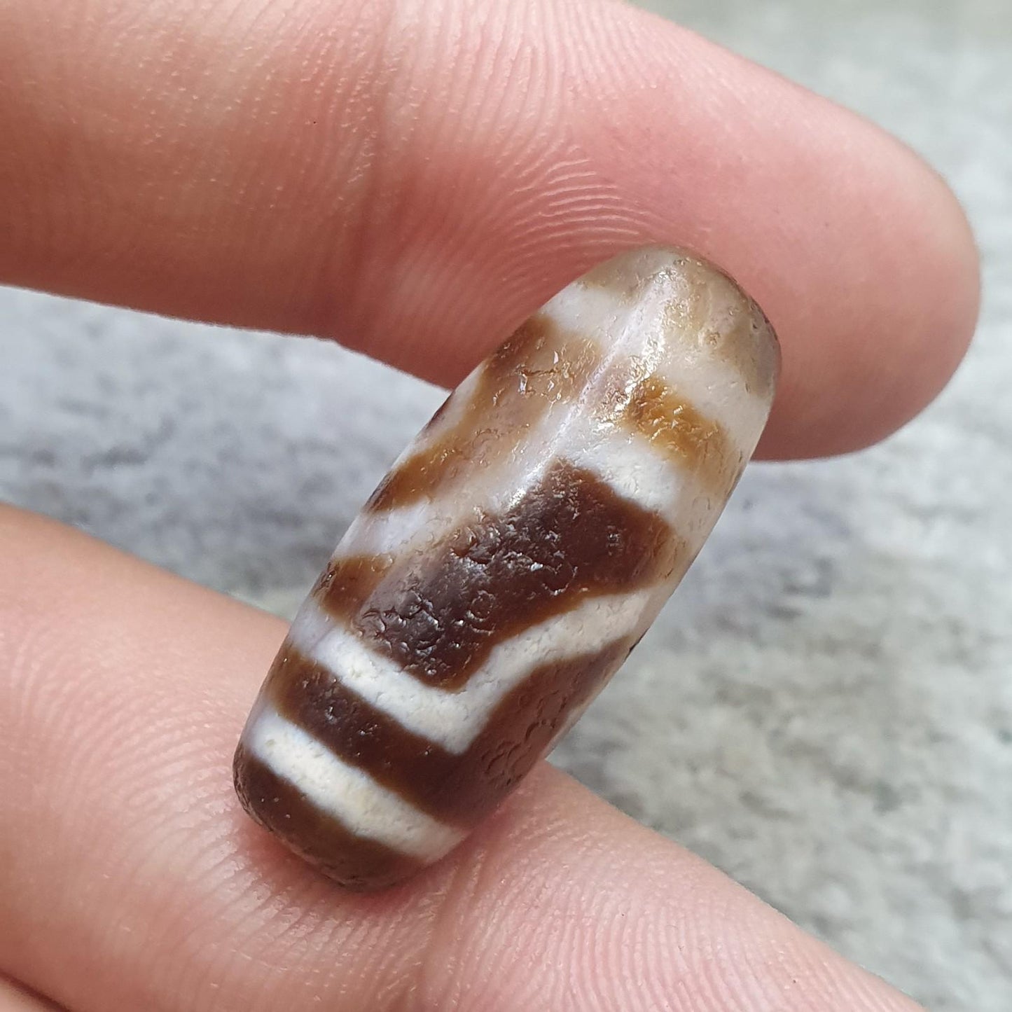 Old tibetan 2 eyed sky and earth agate stone dzi bead amulet