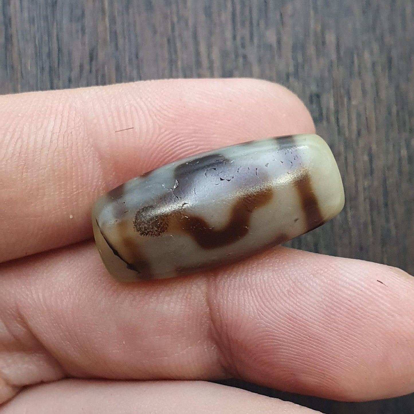 Old tibetan two flower eyes pattern agate stone dzi bead spiritual amulet