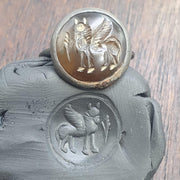 Antique Style Agate Intaglio Ring – Mythical Animal Symbol Bronze ring