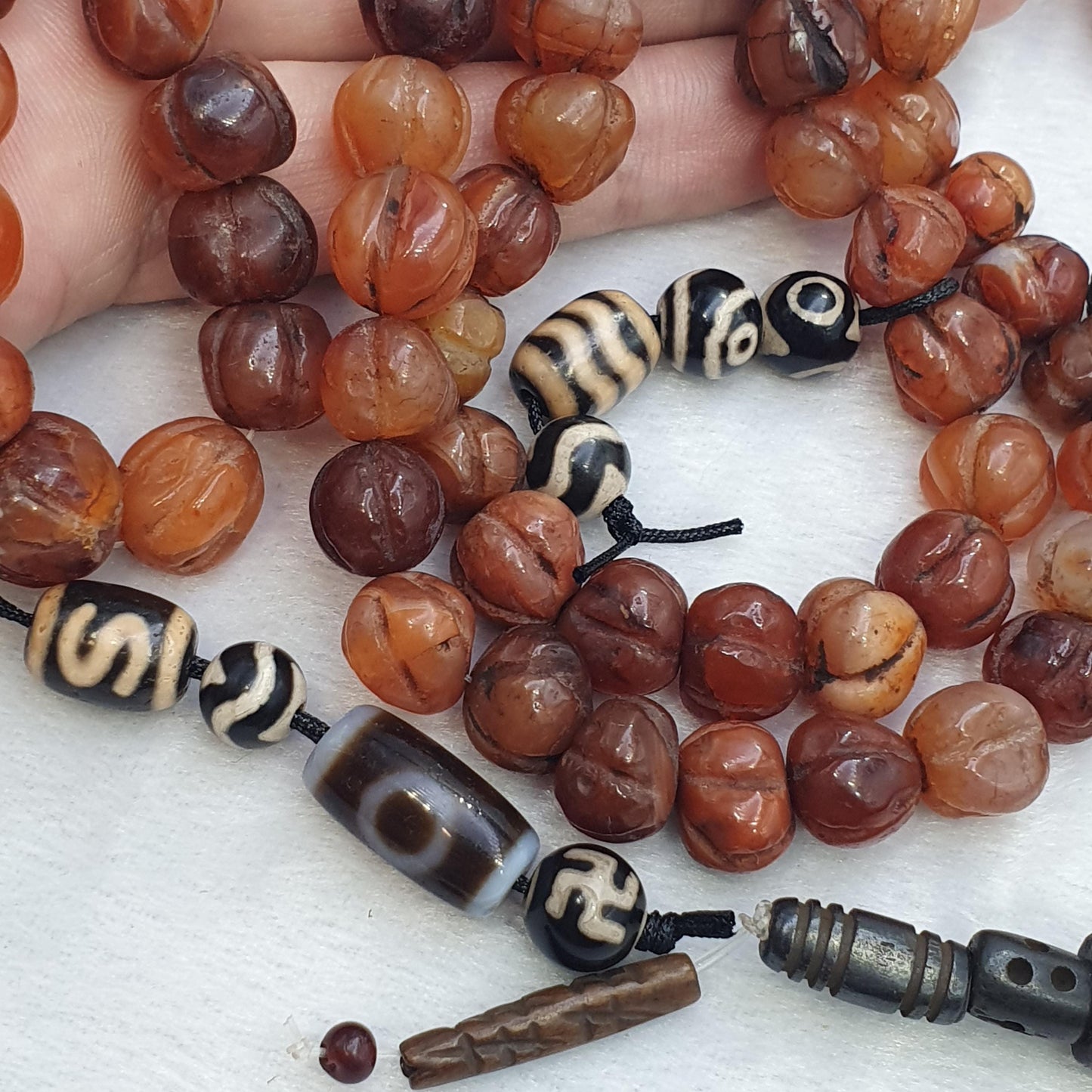 Tibetan 108 Mala Beads- Carnelian Dzi Agate for Meditation Spiritual Practice Tibetan Blessings