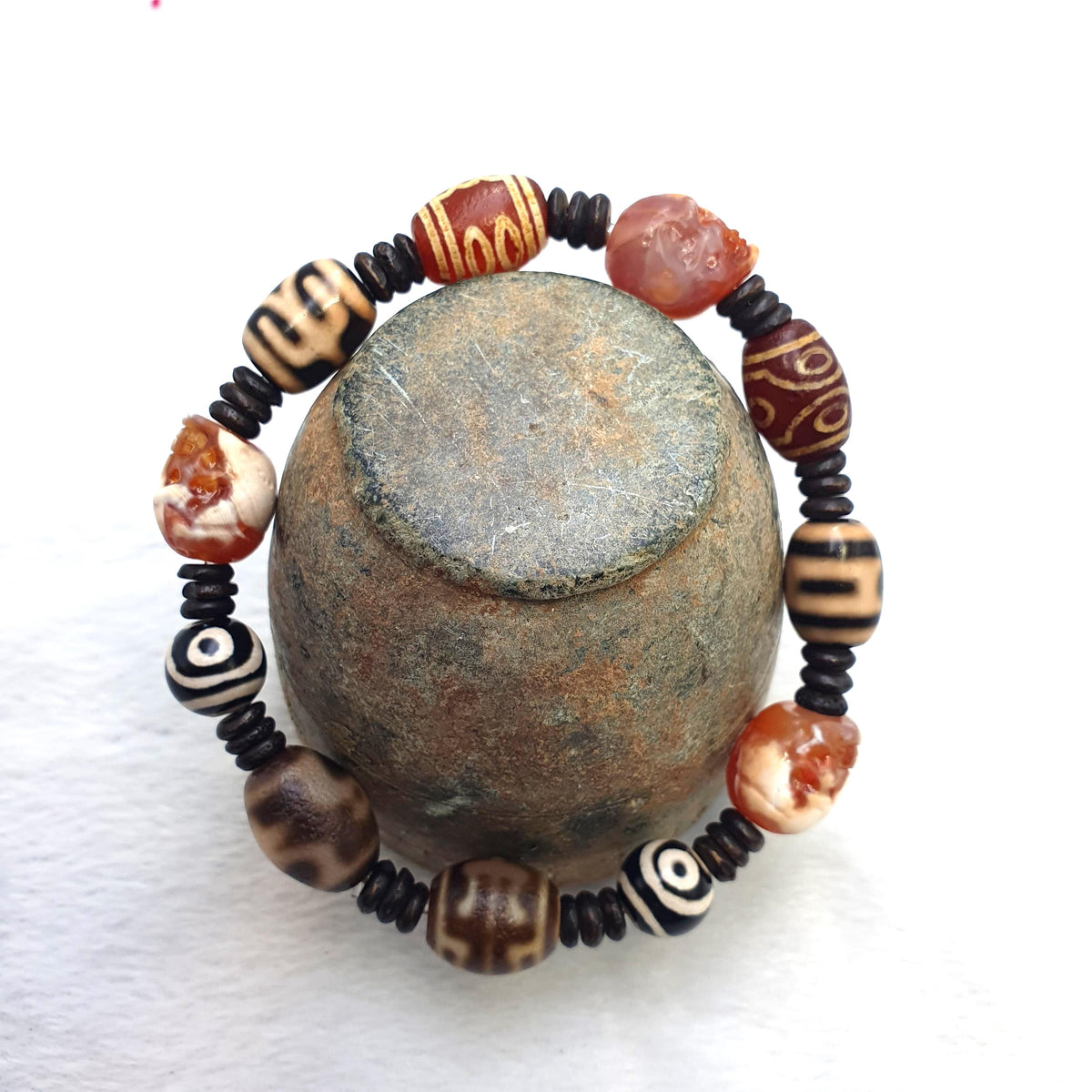 Vintage agate Dzi Eye beads bracelet, Carving carnelian Skull, tibetan dzi beads
