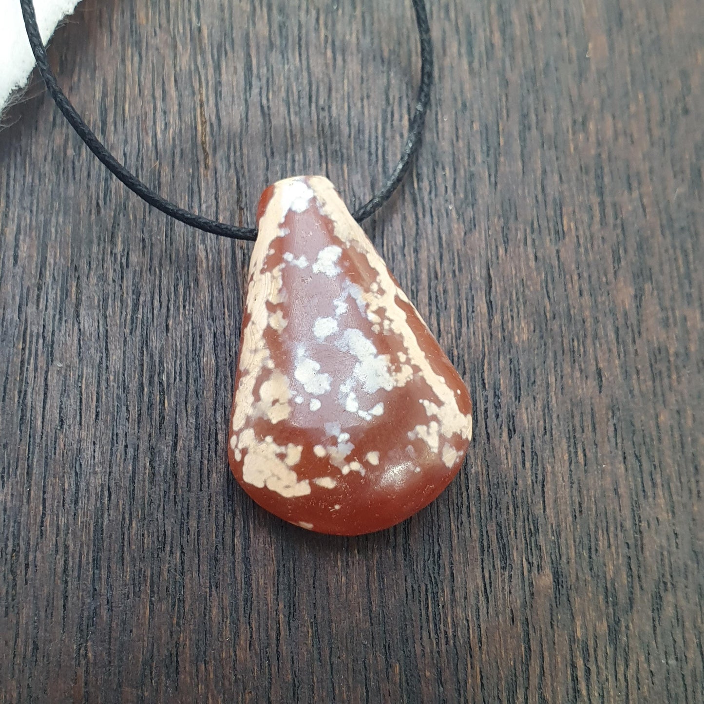 Agate Amulet Necklace: Beautiful patina carnelian Amulet Bead Pendant Necklace