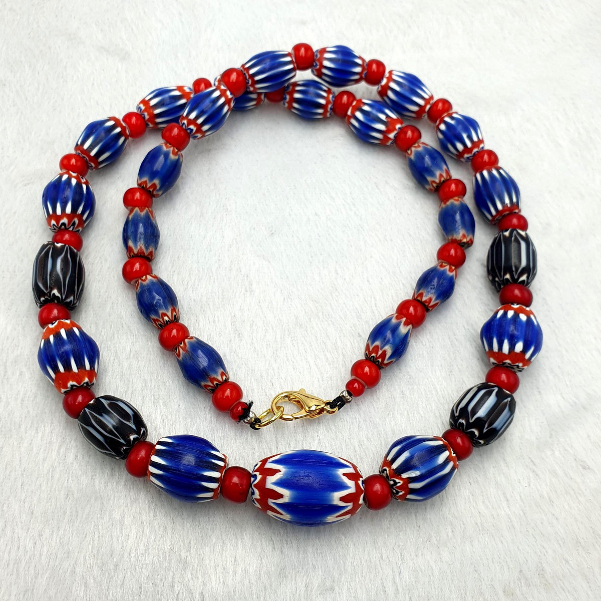 Antique Venetian Red White Heart Glass Chevron 6 Layers Beads Necklace