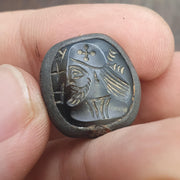 Antique Style Agate Intaglio Ring – Mythical King Symbol Bronze ring