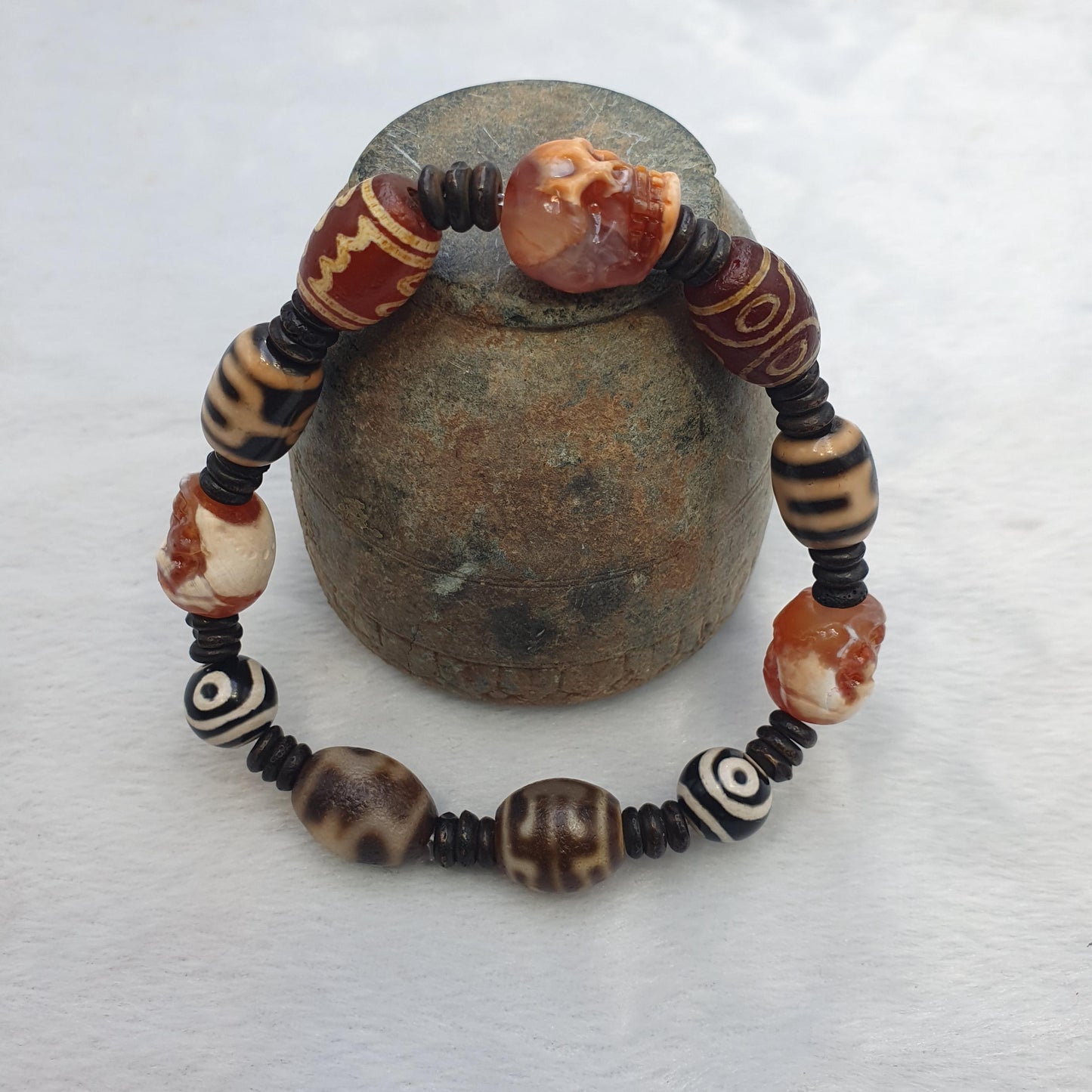 Vintage agate Dzi Eye beads bracelet, Carving carnelian Skull, tibetan dzi beads