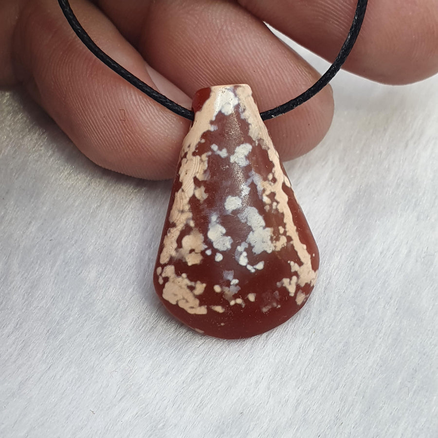 Agate Amulet Necklace: Beautiful patina carnelian Amulet Bead Pendant Necklace