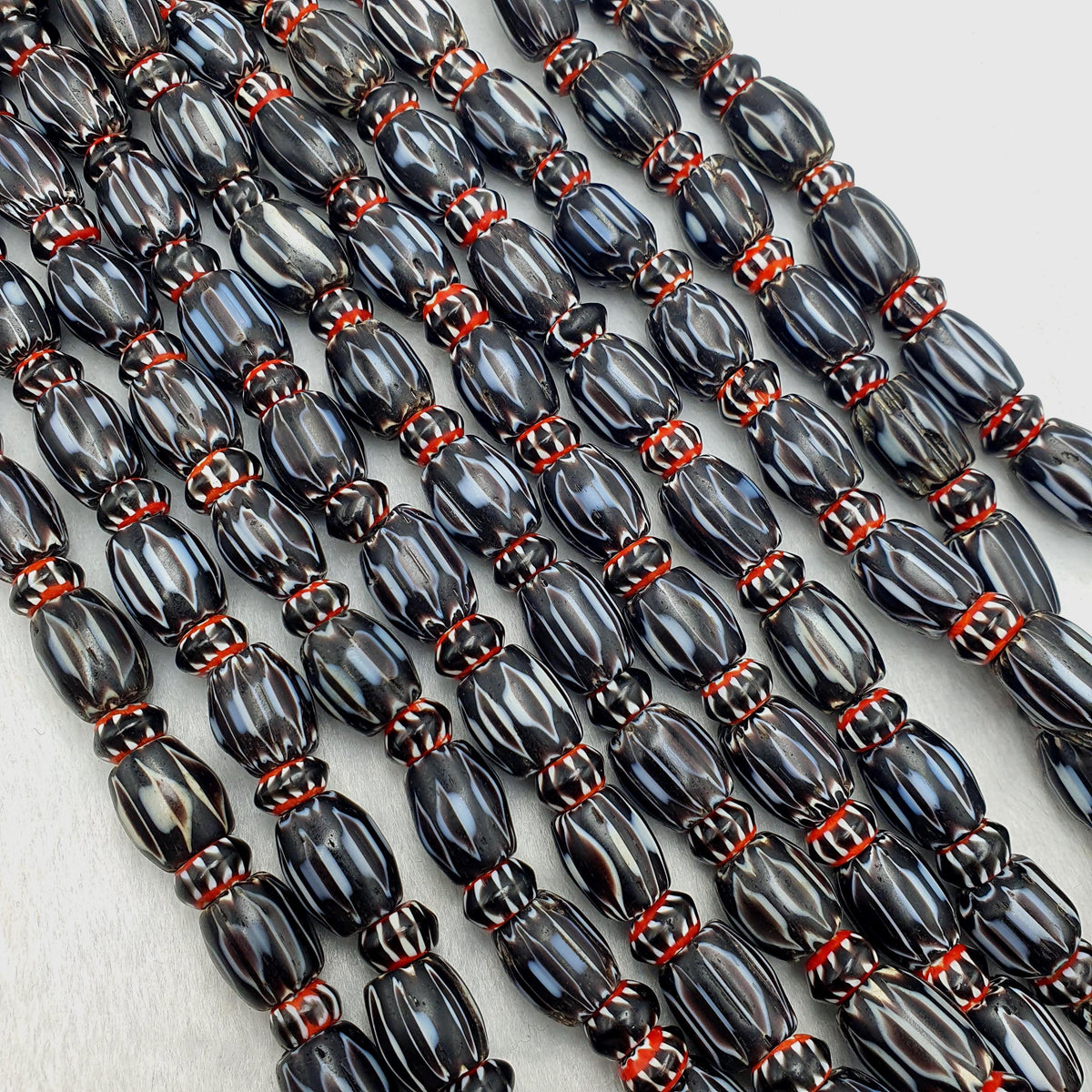 Vintage black chevron venetian style multilayers glass beads necklace . chb-12