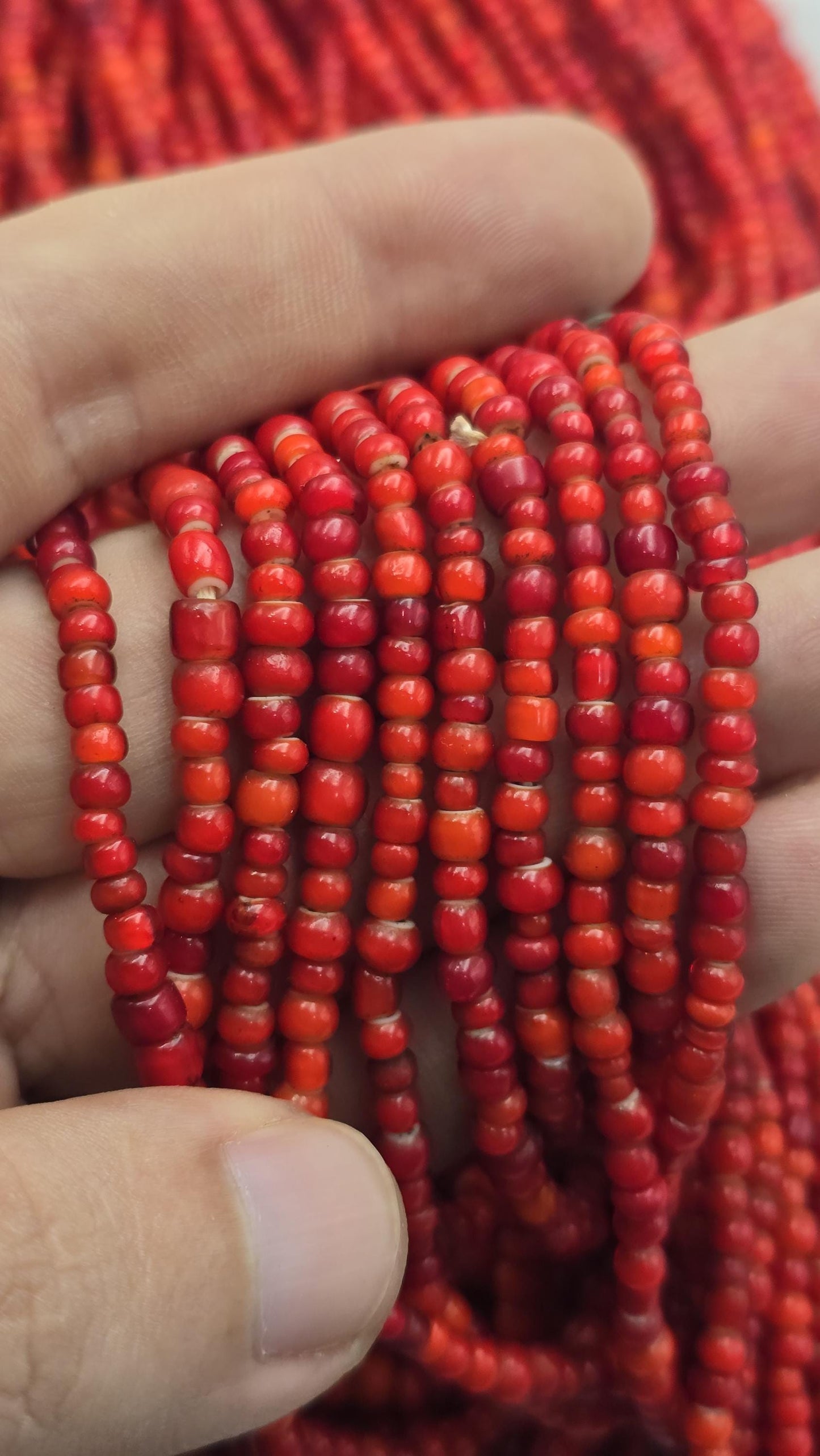 3.5mm-5mm antique venetian cranberry red white heart trade beads strands