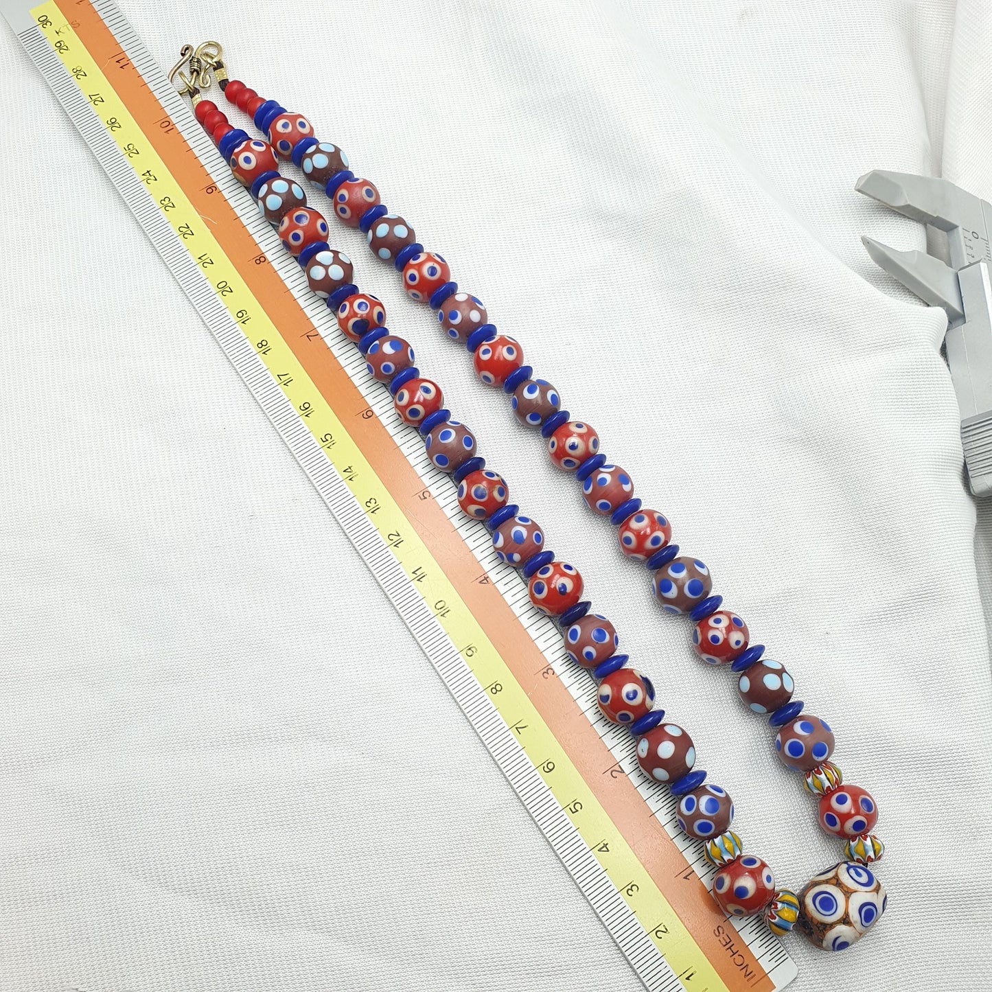 Venetian style Polka dot Chevron whiteheart beads necklace 12mm & 22 inches long