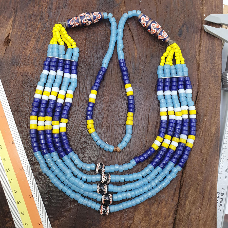 Vintage Venetian Chevron Beads Necklace, Multi-Color Glass Beaded Jewelry, Boho Chic Ethnic Style, 26-inch Retro Beads