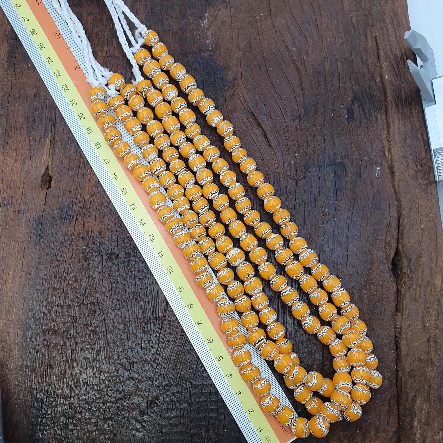 Yellow White Feathered African Style Round Glass Chevron Pattern Beads Strand