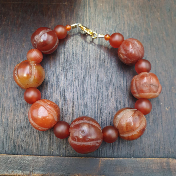 Antique Tibetan carnelian agate beads melon shape beaded Bracelet 18-20mm