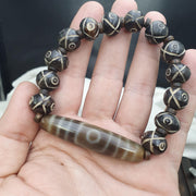 Old himalayan tibetan 3 Eyes dzi agate YAk bone beads unique pattern beaded Braclete