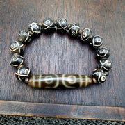 Old himalayan tibetan 3 Eyes dzi agate YAk bone beads unique pattern beaded Braclete