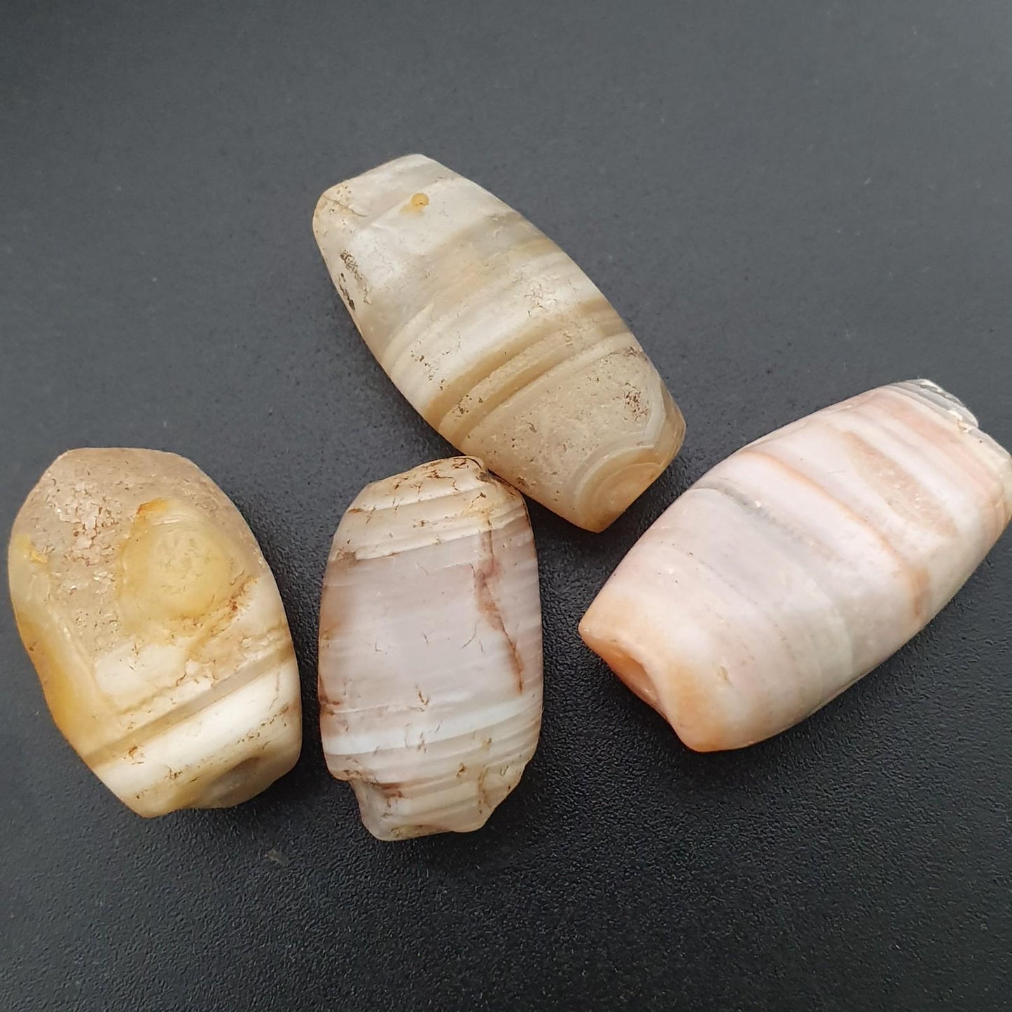 Old yemeni suliemani agate bead collection lot of 4, natural stripes