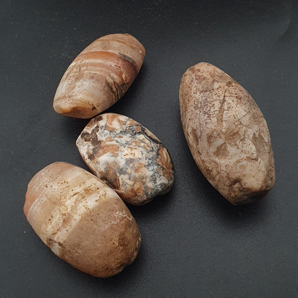 Genuine ancient yemeni suliemani natural stripe pattern agate beads lot of 4