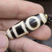 Tibetan Heaven and Earth Dzi Bead Agate Amulet Mala Pendant Feng Shui Necklace Himalayan Amulet, Ancient Tribal Jewelry, Collectible Agate