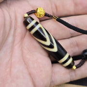 One Eye Dzi Bead Necklace with Peak Motif, Authentic Tibetan Agate Amulet, Himalayan Talisman for Wisdom & Success, Collectible Agate