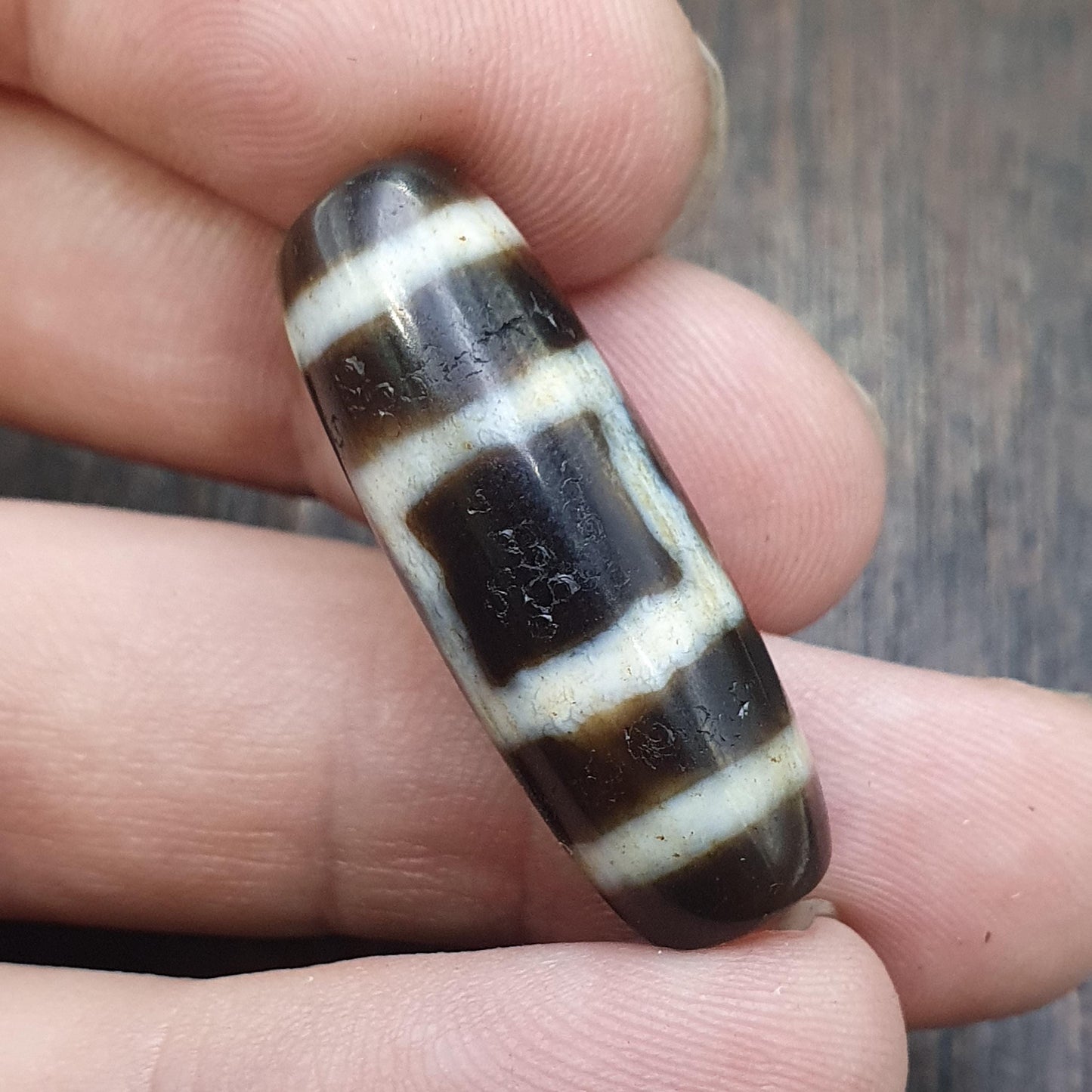 Tibetan nepalese 2 eyes antique agate stone dzi bead amulet hq-a-6