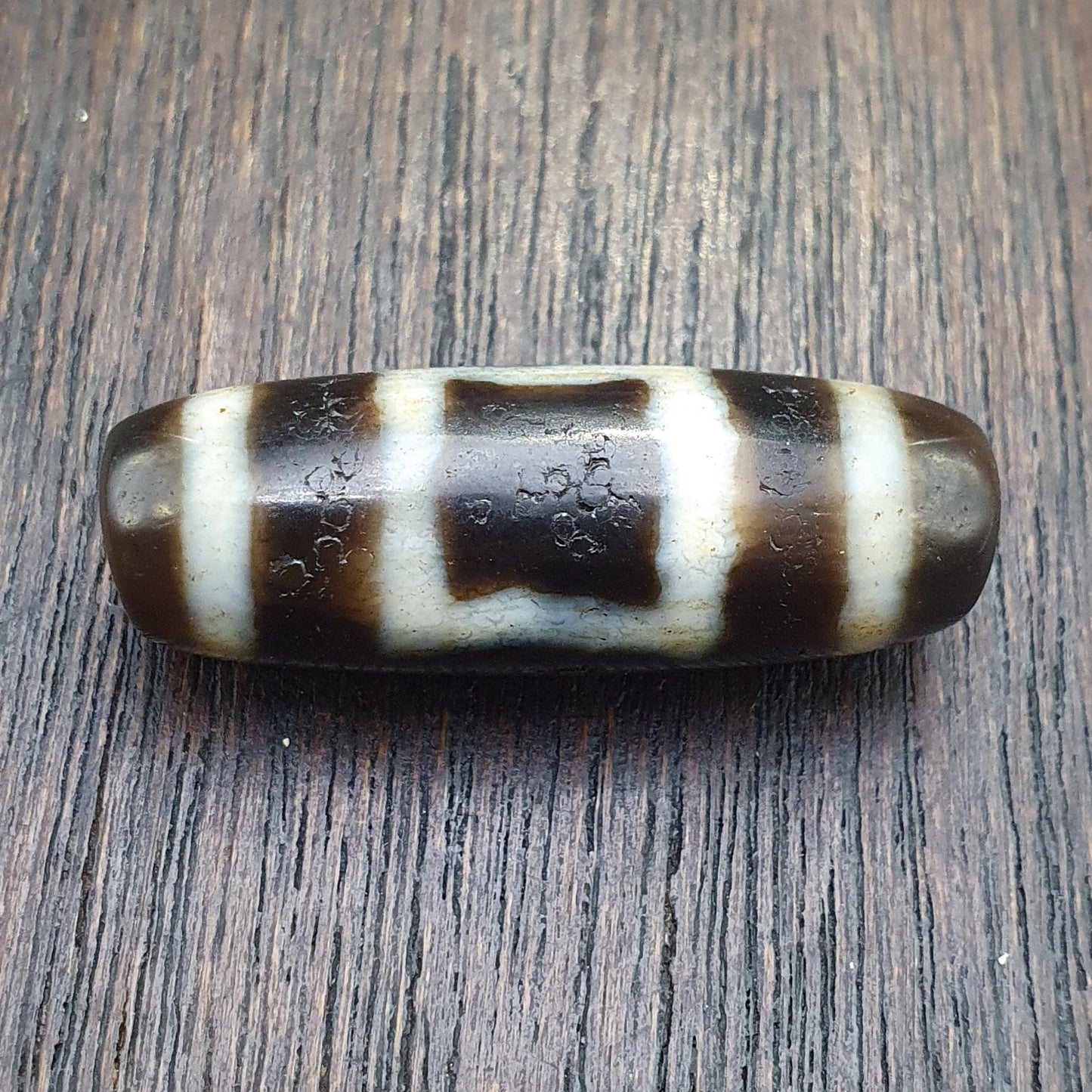 Tibetan nepalese 2 eyes antique agate stone dzi bead amulet hq-a-6
