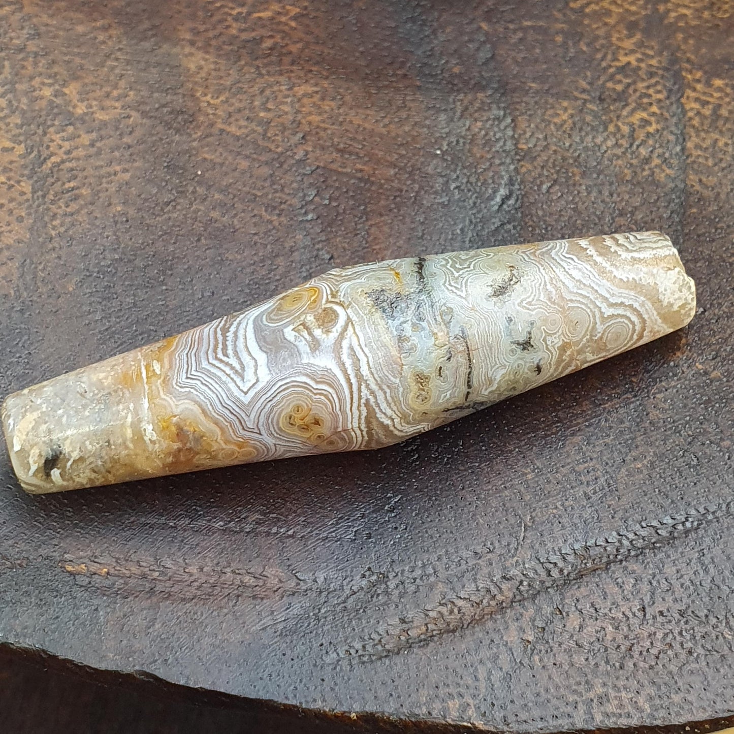Huge Antique old crazylace agate antique himalayan indo tibetan bead