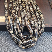 Powerful tibetan old eyes agate amulet with carving yak bone beads necklace