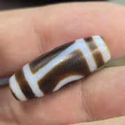 Antique Taiwanese Tibetan dzi 2 Eyes agate bead Amulet High Quality