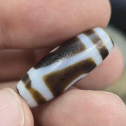 Antique Taiwanese Tibetan dzi 2 Eyes agate bead Amulet High Quality