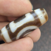 Authentic Rare Heaven & Earth Eye-in-Eye Dzi Bead – Taiwan Agate spirituality and dreams Spiritual .
