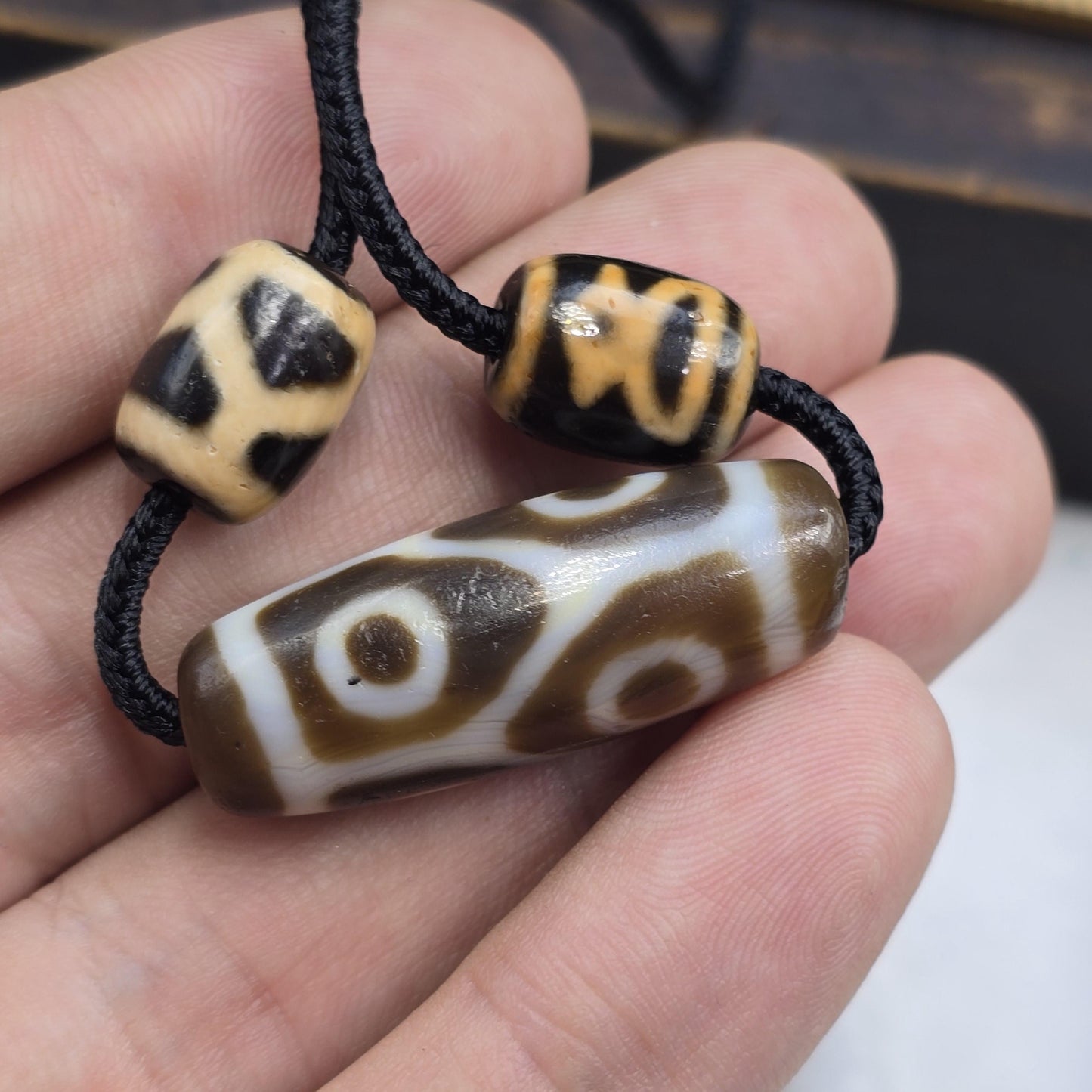 High-Quality 6 Eyed Dzi Bead Taiwan Agate – Longevity & Good Health Amulet – Authentic Etched Protection Talisman