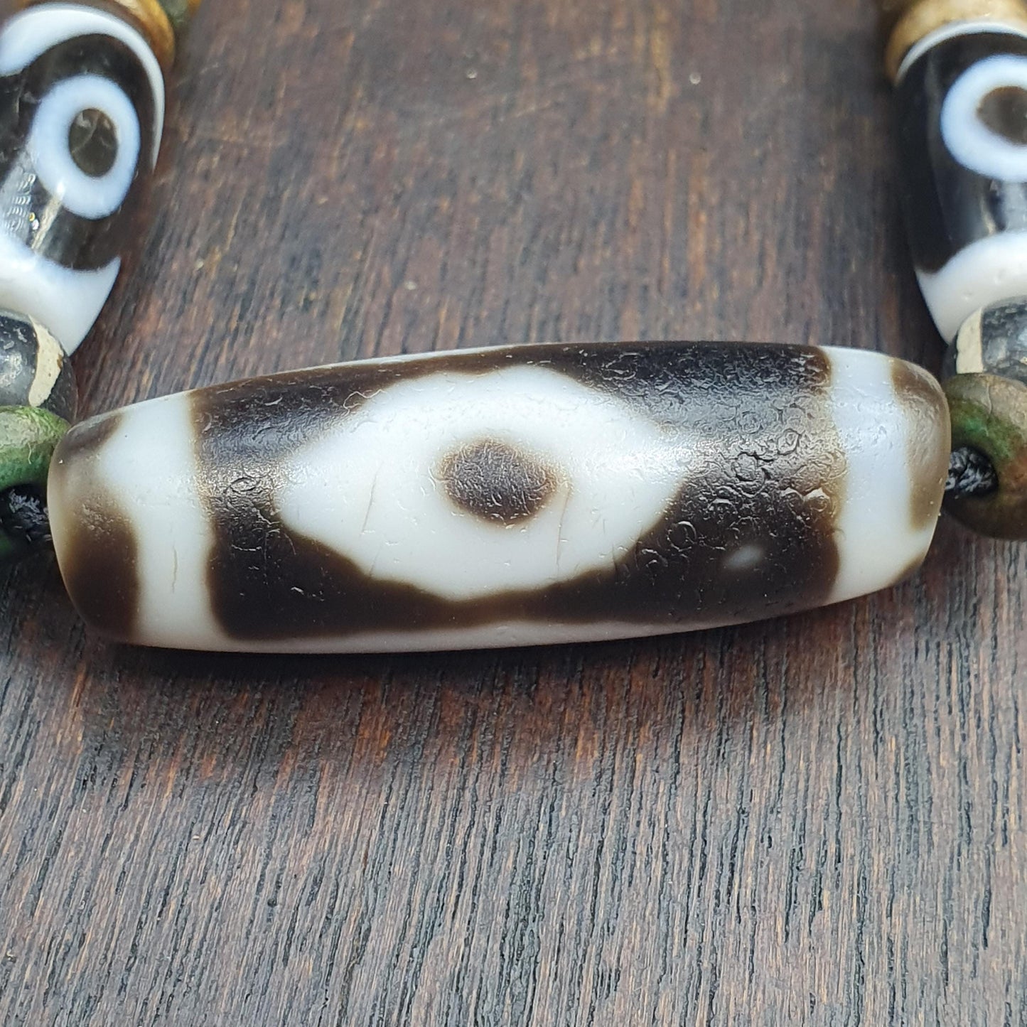 High-Quality Rare 2-Eye in Eye Dzi Bead Taiwan Agate – Double Vision & Harmony Amulet