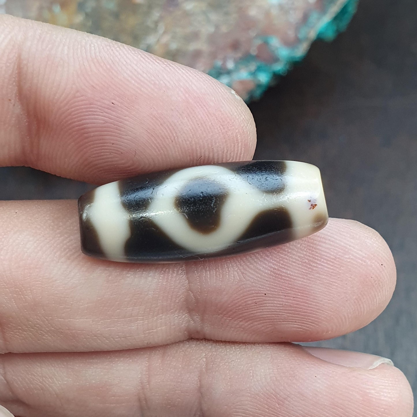 Rare Diamond & Square Eye Dzi Bead Tibetan Himalayan Agate – Heaven and Earth Geometric Amulet 4 Direction Protection Talisman