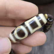 Tibetan Heaven and Earth Dzi Bead Agate Amulet Mala Pendant Feng Shui Necklace Himalayan Amulet, Ancient Tribal Jewelry, Collectible Agate