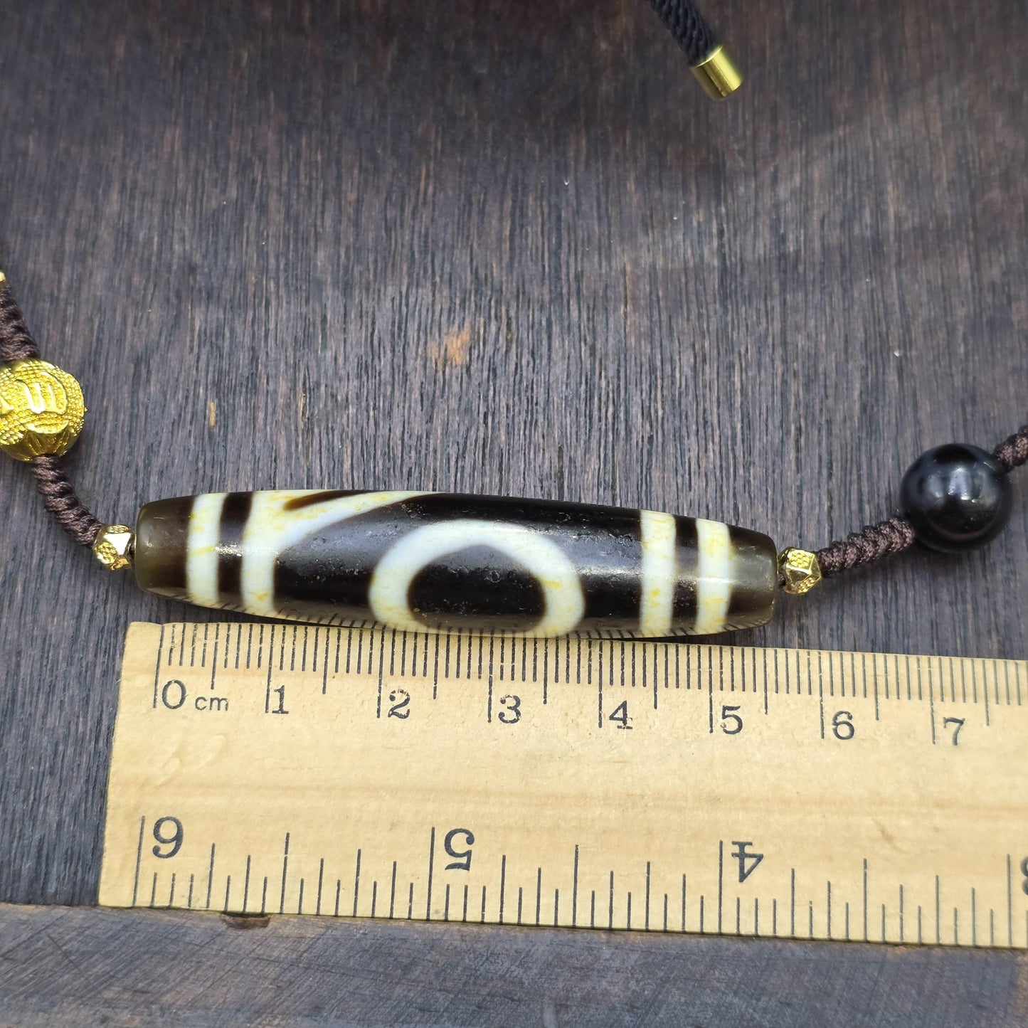 One Eye Dzi Bead Necklace with Peak Motif, Authentic Tibetan Agate Amulet, Himalayan Talisman for Wisdom & Success, Collectible Agate