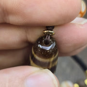 Tiger Tooth Pattern Dzi Bead Necklace Tibetan Agate Gzi Wealth Amulet, Collectible Agate