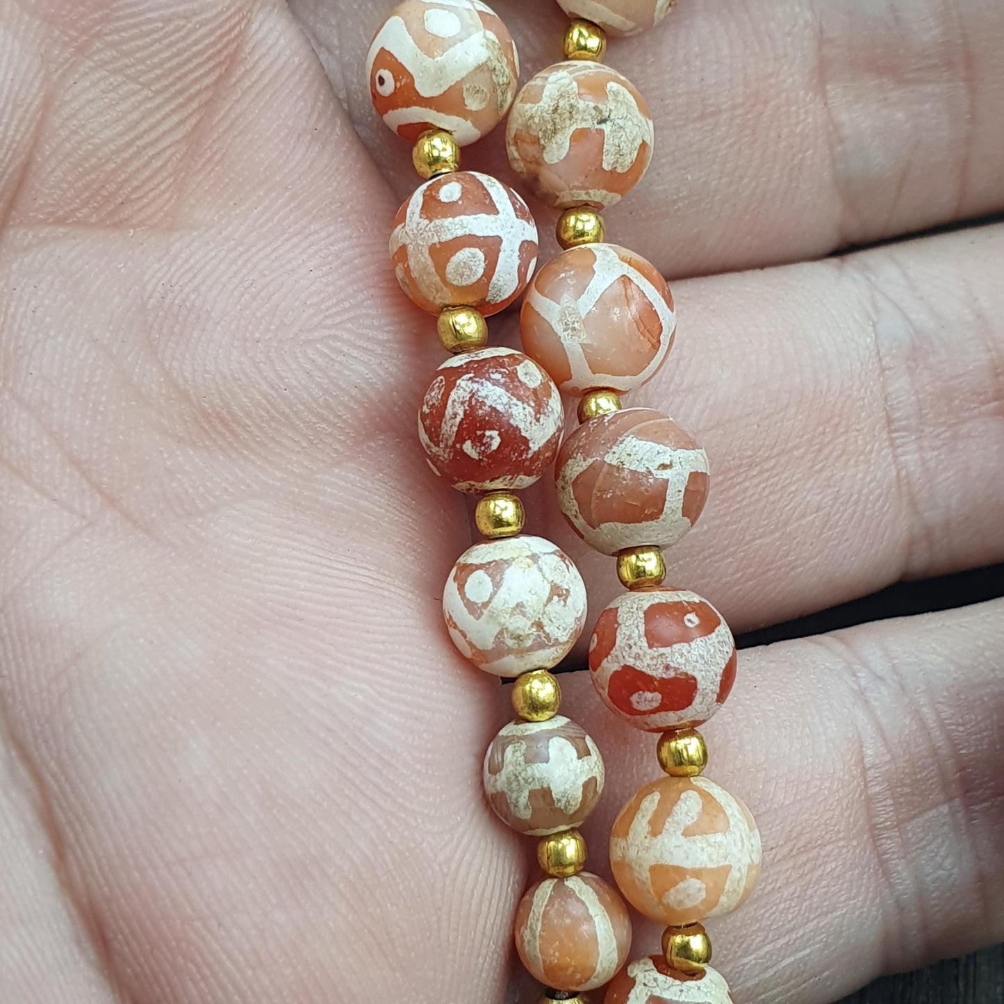 Large Etched Agate Dzi Bead Necklace - Tibetan Style Patterned Stone Jewelry