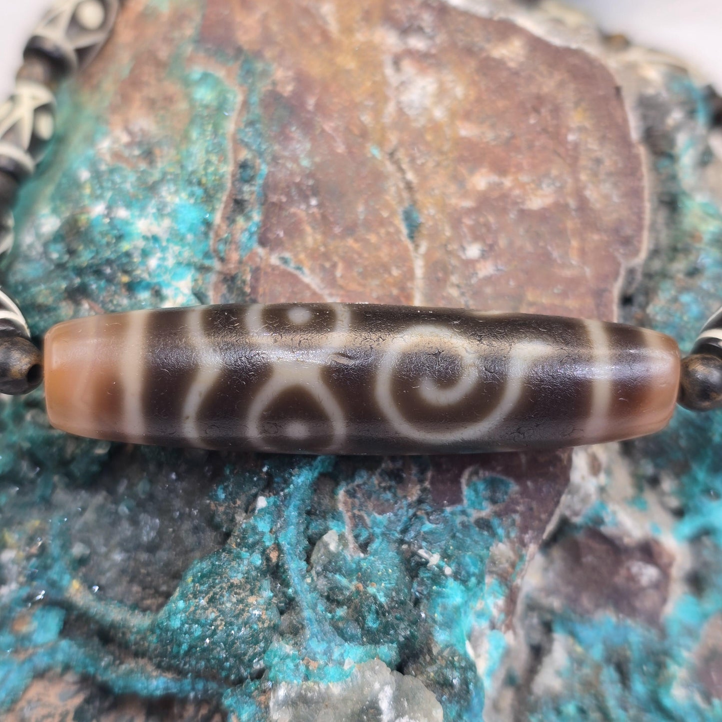 Antique Sacred Taiwan Dzi Bead with Tibetan bone beads Necklace Spiritual Protection & Good Luck Amulet