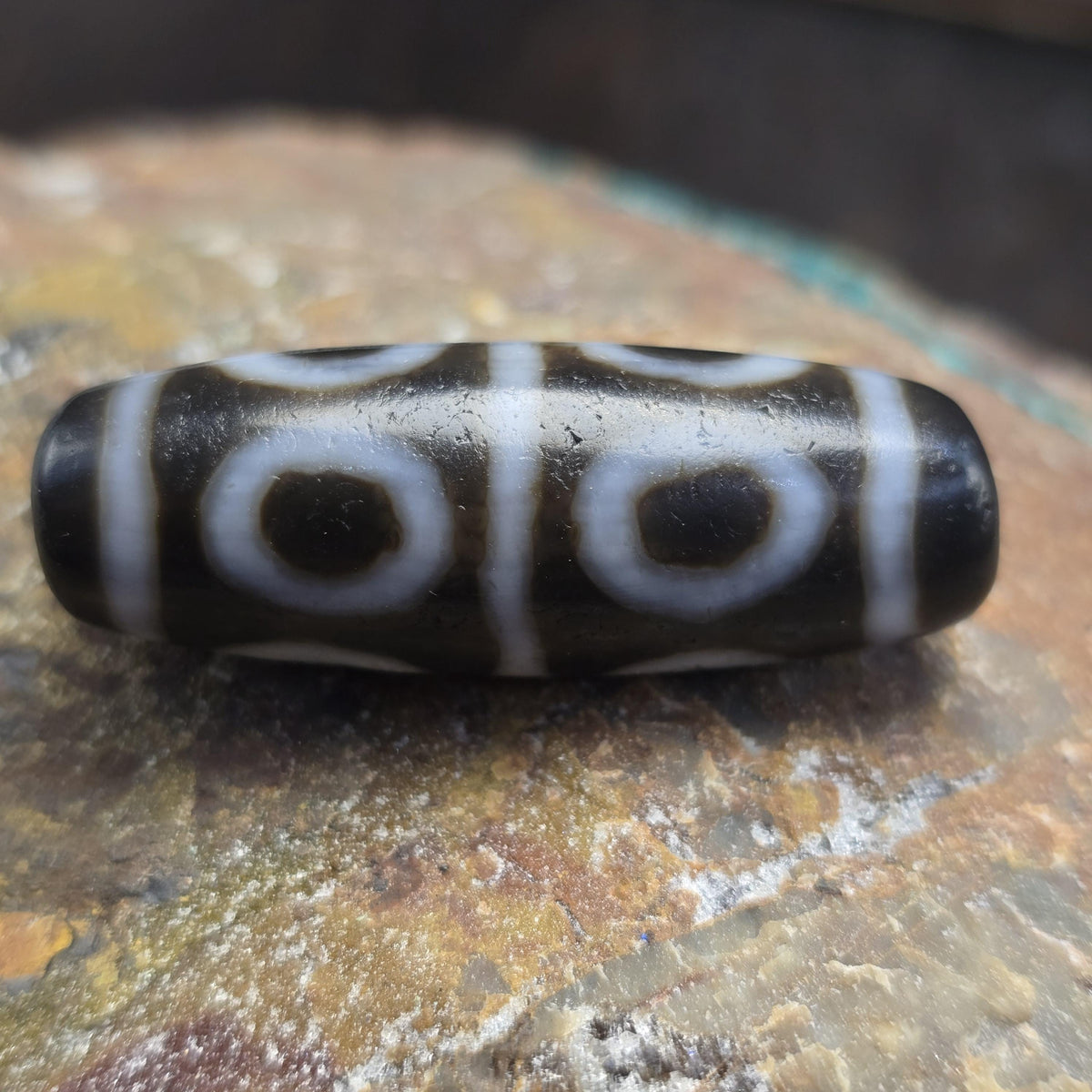 Rare 8-Eye Dzi Bead Taiwan Agate – Auspicious 8 Blessings & Wealth Amulet Spiritual Gift