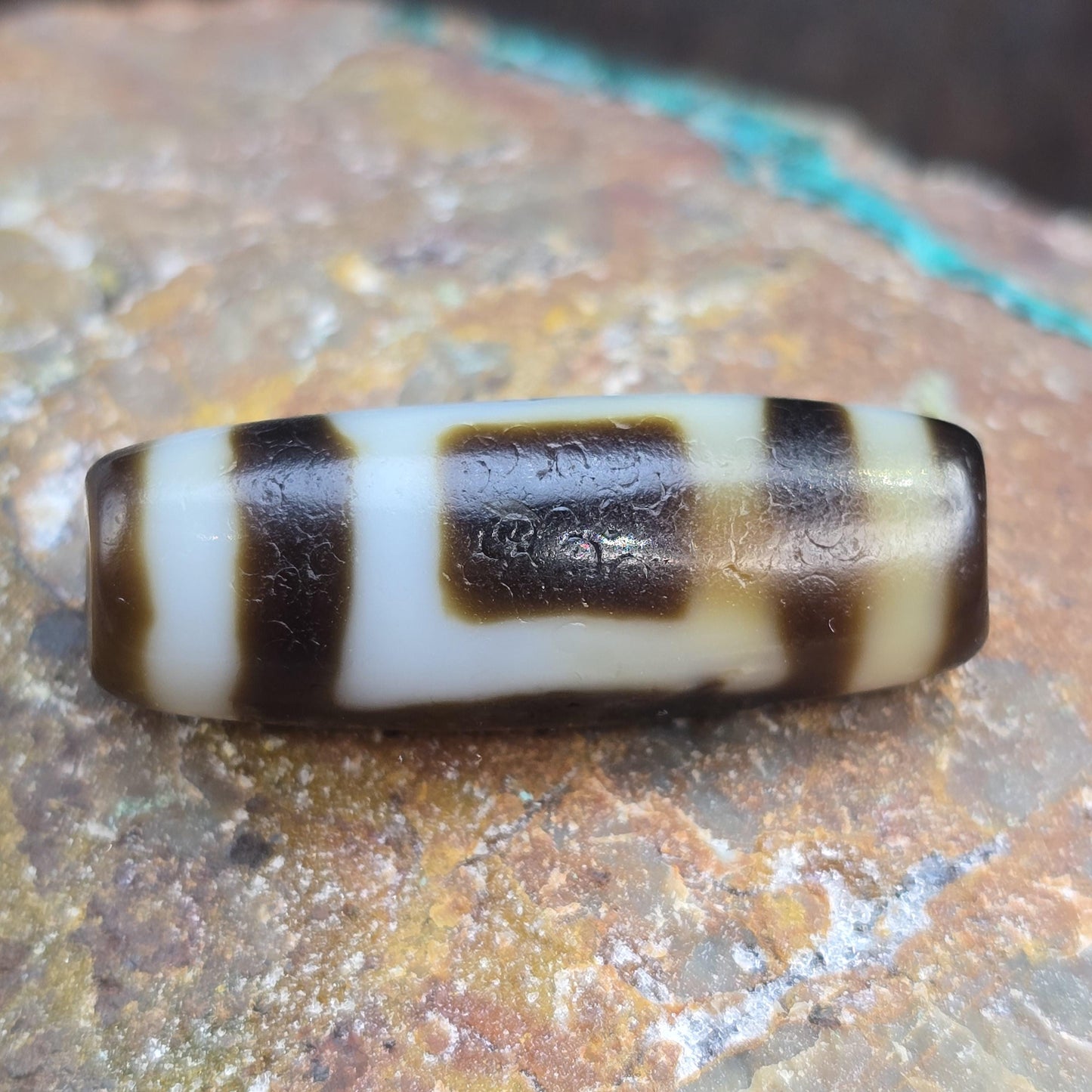 Rare 2 Eye Heaven & Earth Dzi Bead Taiwan Agate – Sky and Earth Harmony Amulet -Authentic Etched Balance Talisman