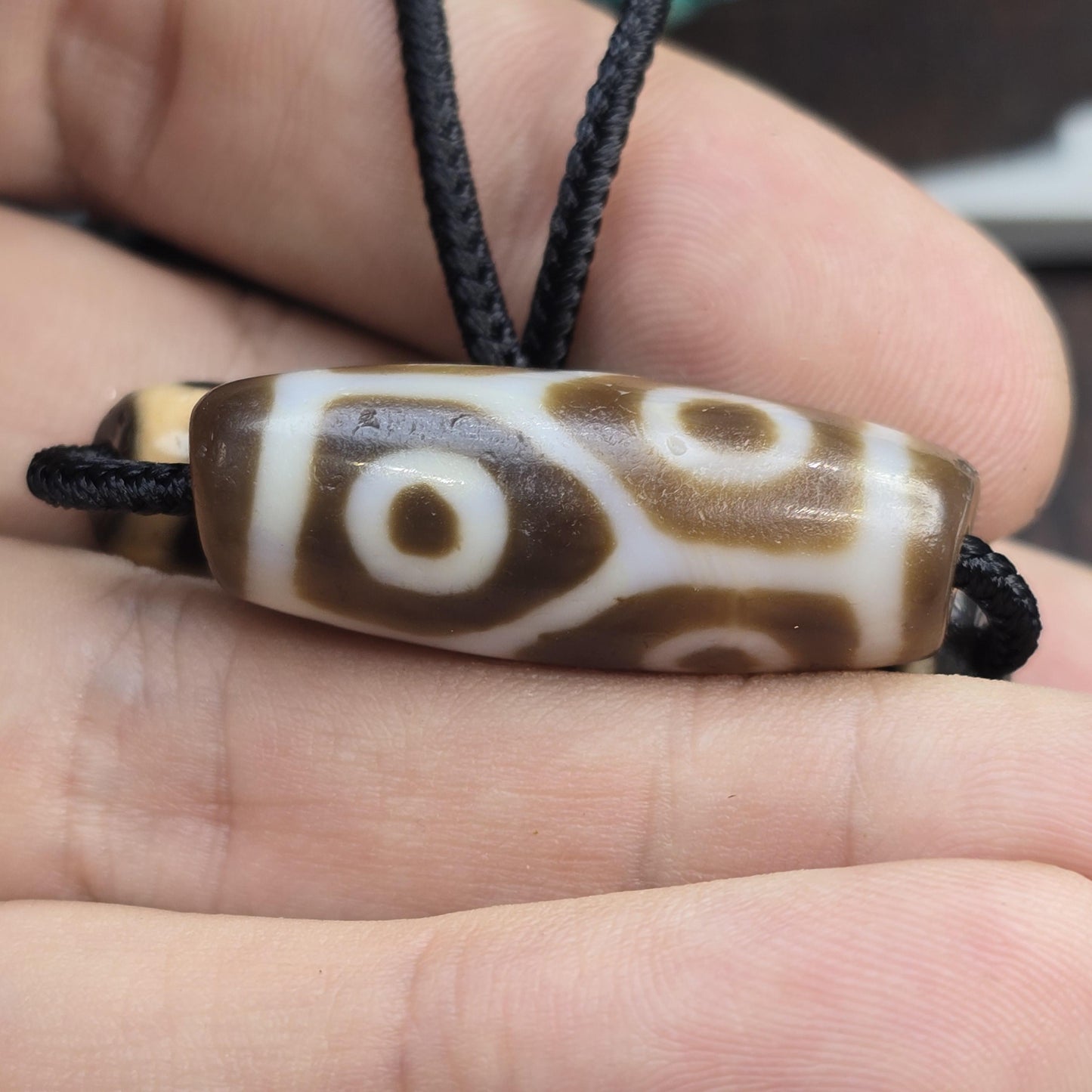 High-Quality 6 Eyed Dzi Bead Taiwan Agate – Longevity & Good Health Amulet – Authentic Etched Protection Talisman