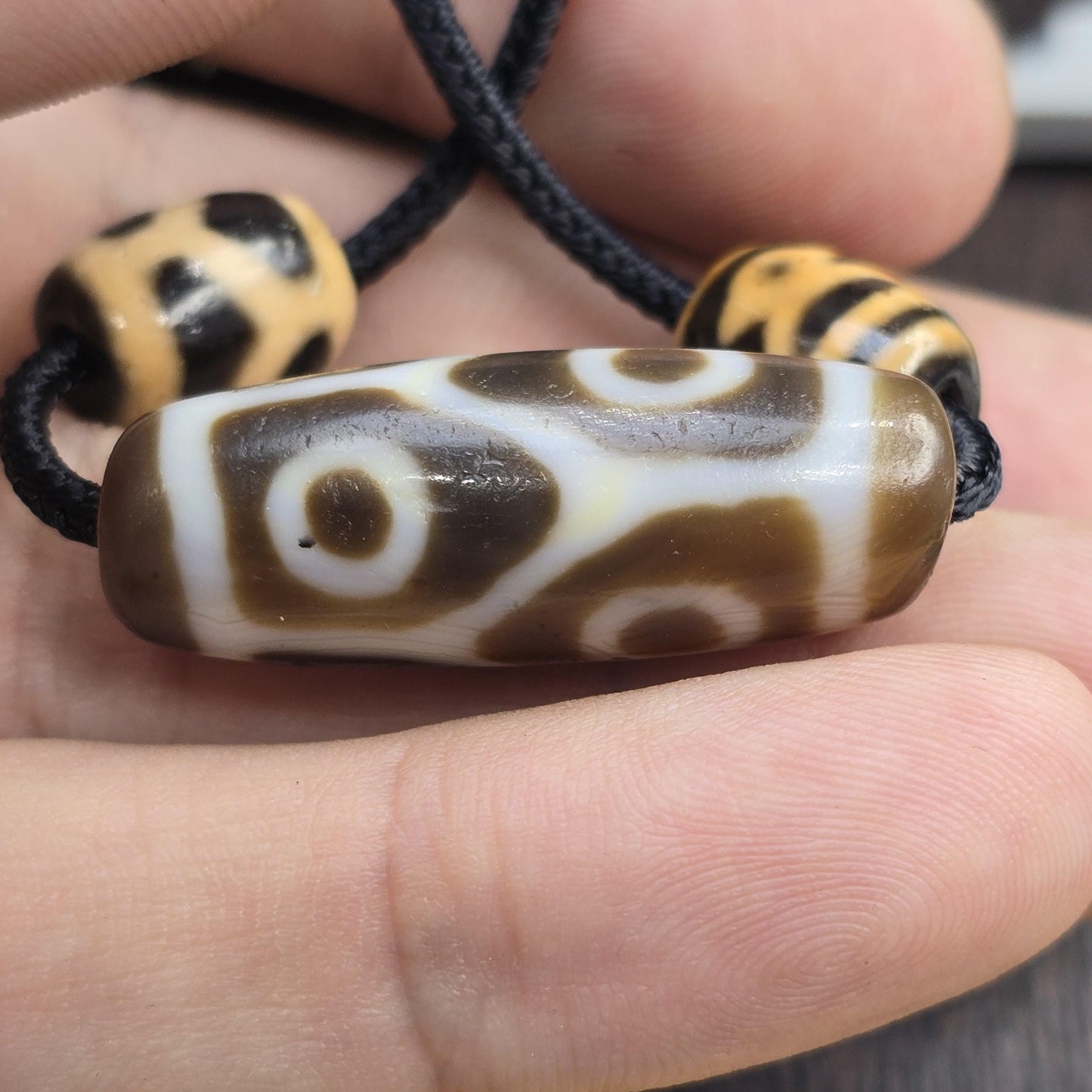 High-Quality 6 Eyed Dzi Bead Taiwan Agate – Longevity & Good Health Amulet – Authentic Etched Protection Talisman