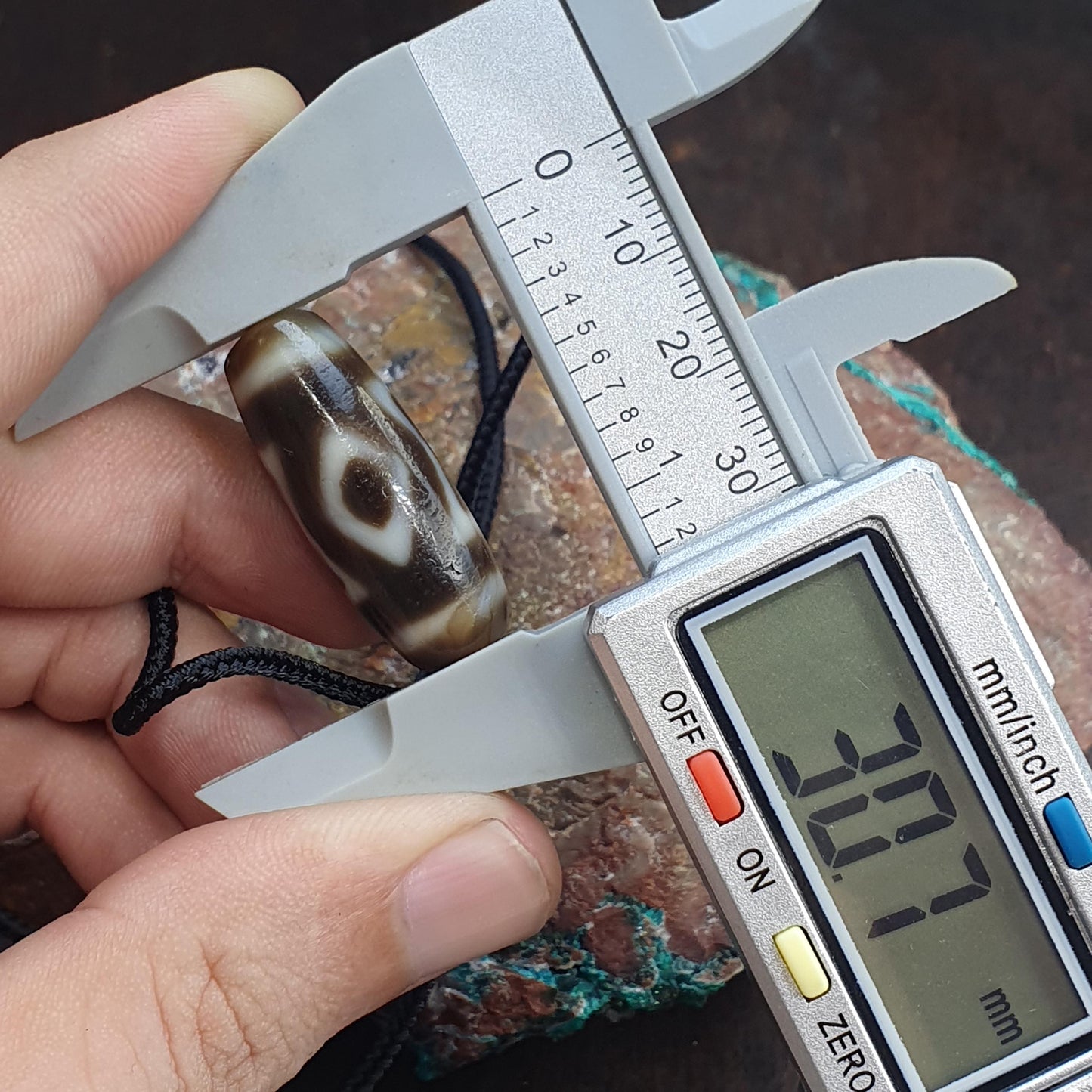 Rare Diamond Eye Dzi Bead  Tibetan Taiwan Agate – 4 Direction Protection Amulet – Master Collector Talisman,