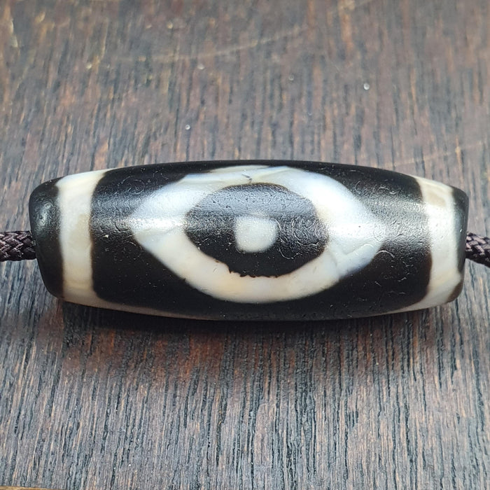 Tibetan 2Eye Dzi Bead Himalayan Weathered Dragon Skin Agate Amulet
