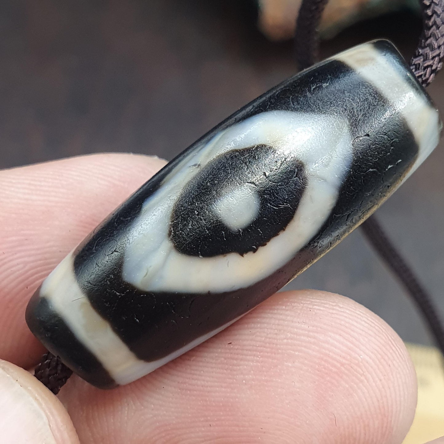 Tibetan 2Eye Dzi Bead Himalayan Weathered Dragon Skin Agate Amulet