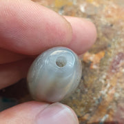 Ancient middle eastern yemeni african agate bead Antique Himalayan Tibetan Natural Gray Agate Bead Amulet