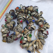 Lot 155 Pieces Antique Vintage Rings with Agate, Glass and Resin Center Stones
