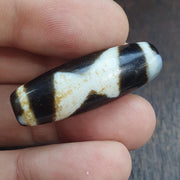 Unique Eyes Pattern OLD Himalayan Indo Tibetan Agate Dzi Amulet Bead