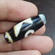 Unique Eyes Pattern OLD Himalayan Indo Tibetan Agate Dzi Amulet Bead