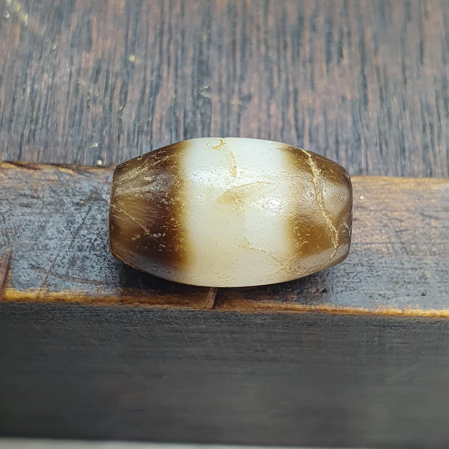 Antique yemeni middle eastern agate ChungDzi agate bead amulet