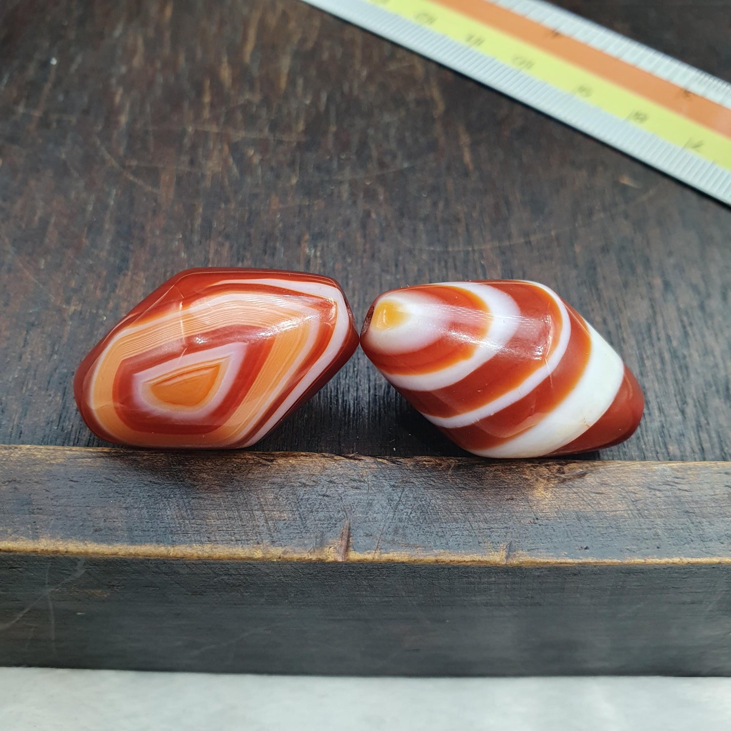 2 Red Agate himalayan tibetan agate carnelian beads